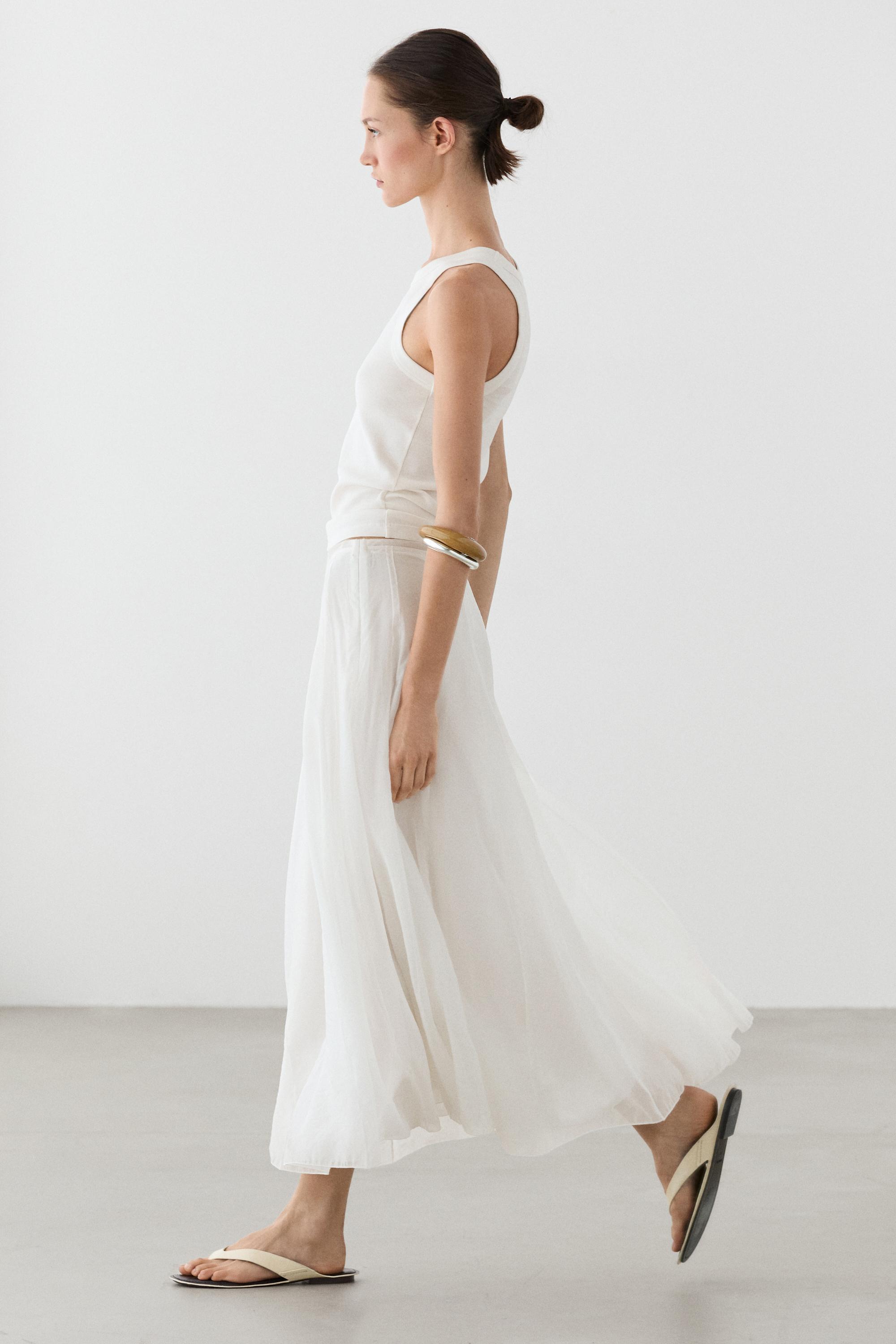 Flowy flared midi skirt